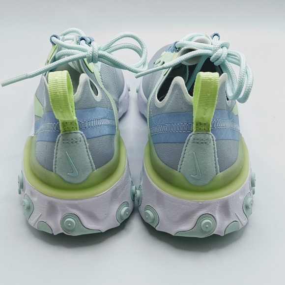 Nike women's React Element 55 size 7 New with box - Picture 6 of 9